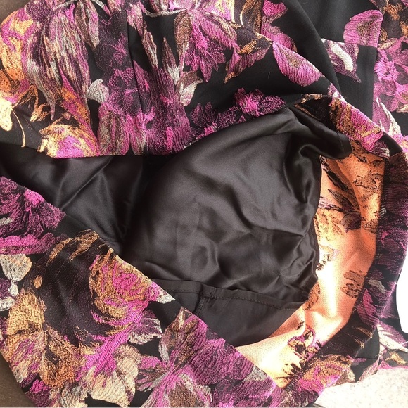 NWT Lulu's Black Floral Print Strapless Mini Dress With Lining Size M - Picture 10 of 11